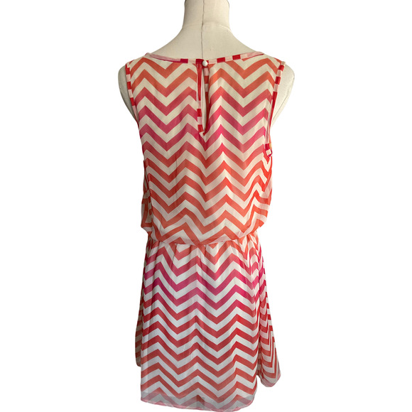 Speechless Womens Medium Off White Orange Pink Dress Sleeveless Chevron Casual - Picture 3 of 10